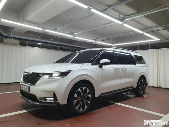 Kia Carnival 9 — миниатюра 1