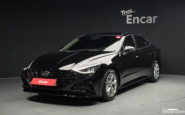 Hyundai Sonata (DN8) 2.0 — миниатюра 1