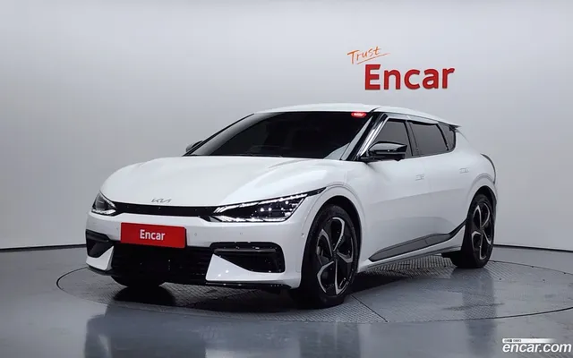 Kia EV6 4WD — миниатюра 1