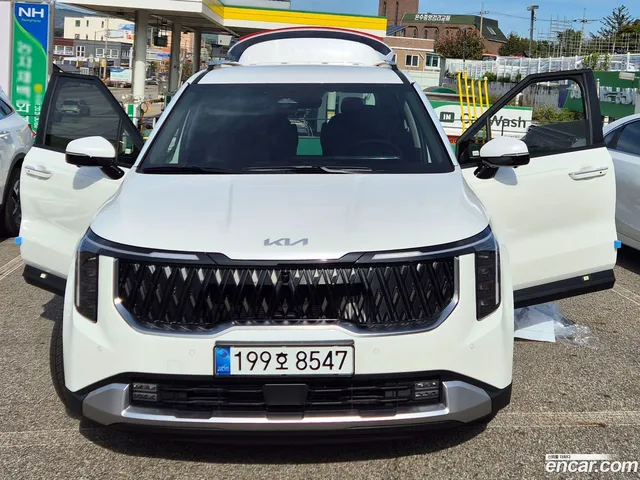 Kia Carnival HEV 9 — миниатюра 1