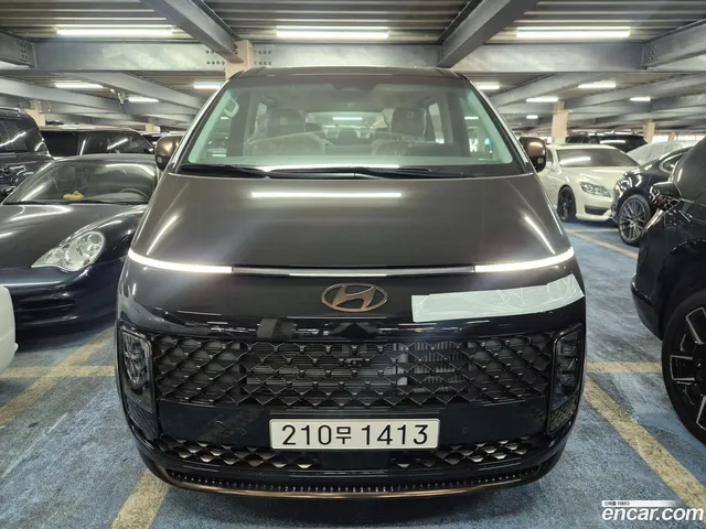 Hyundai Staria 4WD 7 — миниатюра 1