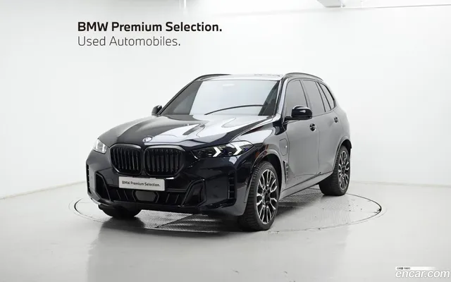 BMW X5 (G05) xDrive 50e M — миниатюра 1