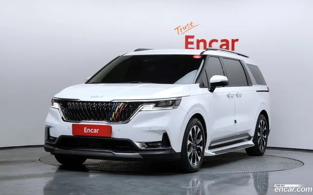 Kia Carnival 7 — миниатюра 1