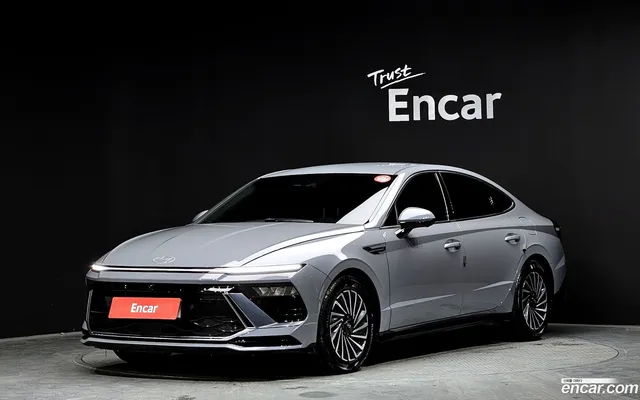 Hyundai (DN8) — миниатюра 1