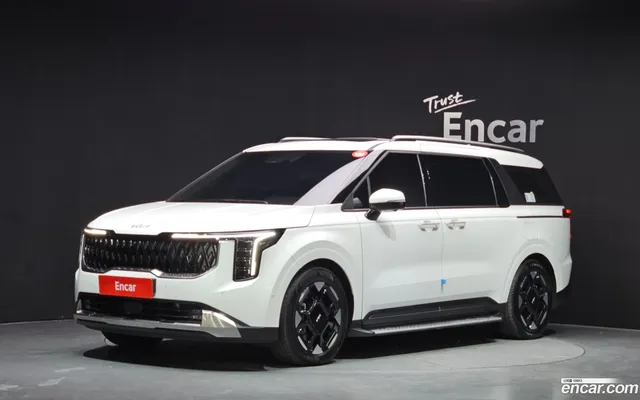 Kia Carnival 7 — миниатюра 1