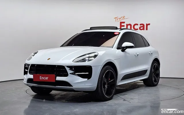 Porsche Macan 2.9 GTS — миниатюра 1