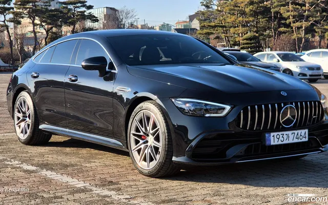 Mercedes-Benz AMG GT 4 43 4MATIC+ — миниатюра 1
