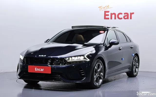 Kia K5 Hybrid — миниатюра 1