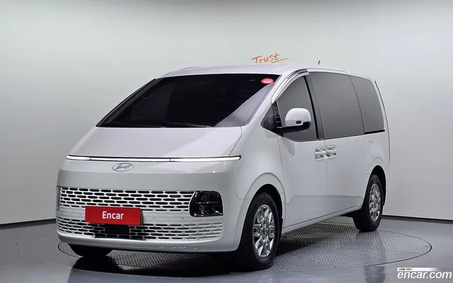 Hyundai Staria 3 — миниатюра 1