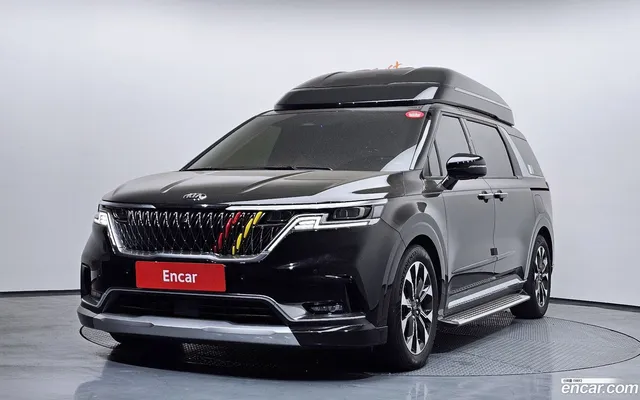 Kia Carnival 7 — миниатюра 1