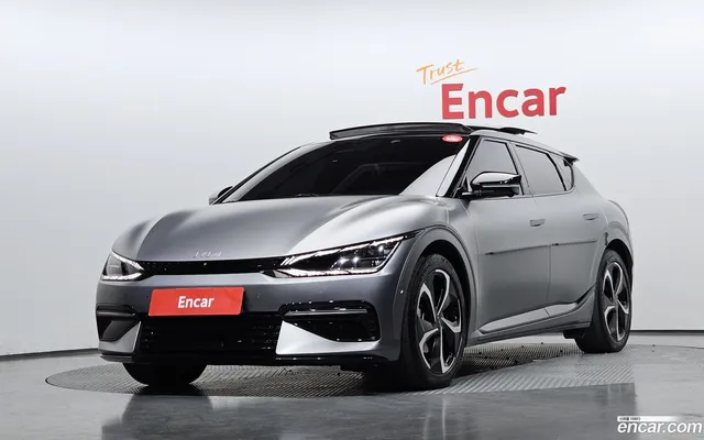 Kia EV6 — миниатюра 1