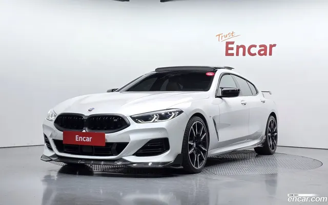 BMW 8 (G15) M850i xDrive — миниатюра 1