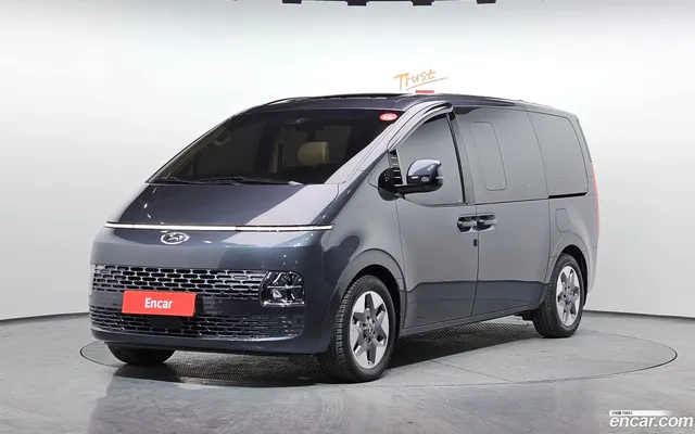 Hyundai Staria L3.5 9 — миниатюра 1