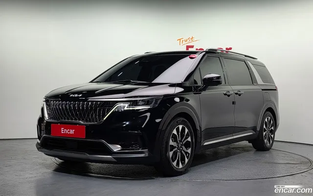 Kia Carnival 7 — миниатюра 1