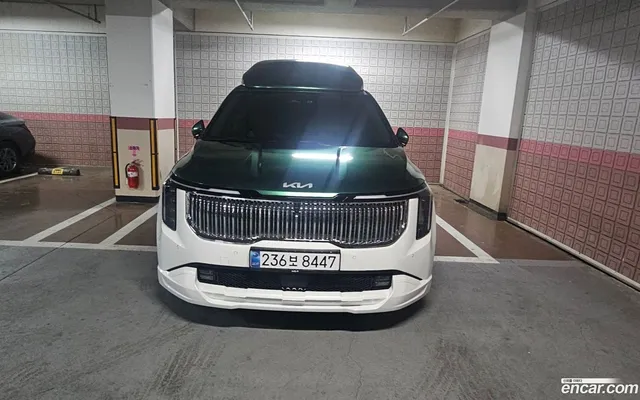 Kia Carnival 9 () — миниатюра 1