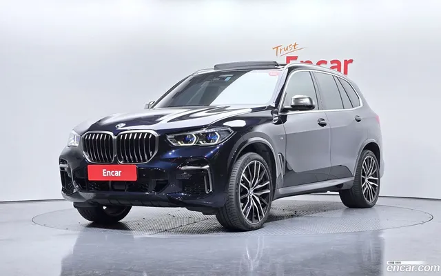 BMW X5 (G05) M50i — миниатюра 1
