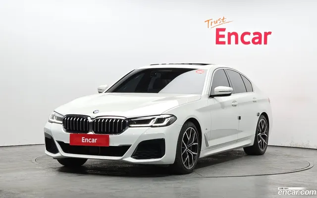 BMW 5 Series (G30) 530i xDrive M — миниатюра 1