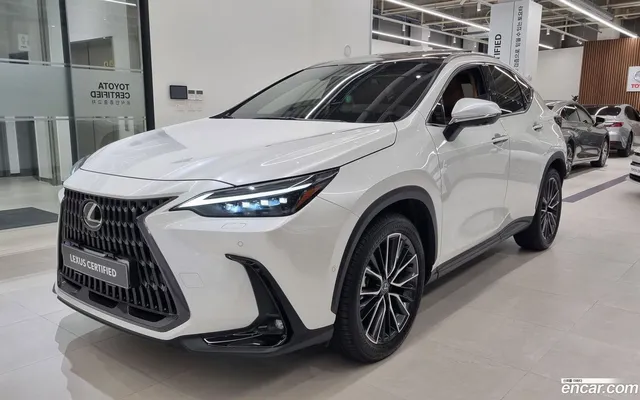 Lexus NX350h 2 — миниатюра 1