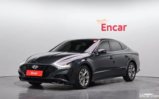 Hyundai Sonata (DN8) 2.0 — миниатюра 1