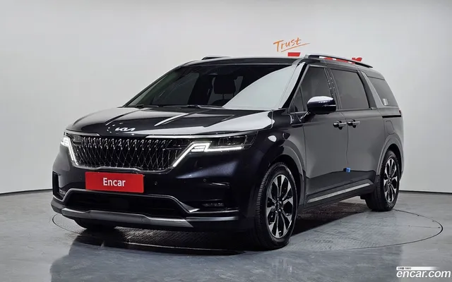 Kia Carnival 7 — миниатюра 1