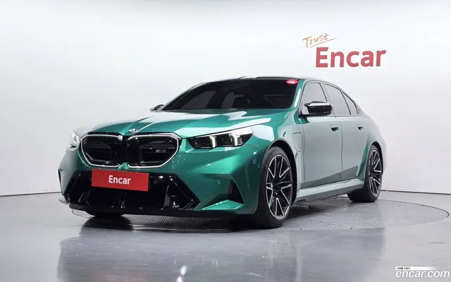 BMW M5 (G90) M5 — миниатюра 1