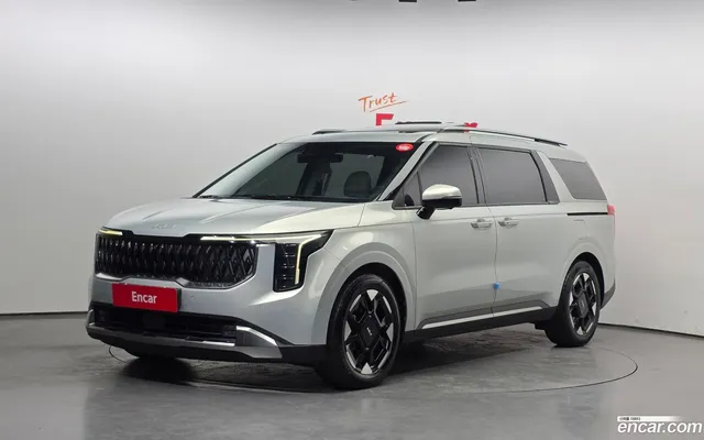 Kia Carnival 9 — миниатюра 1