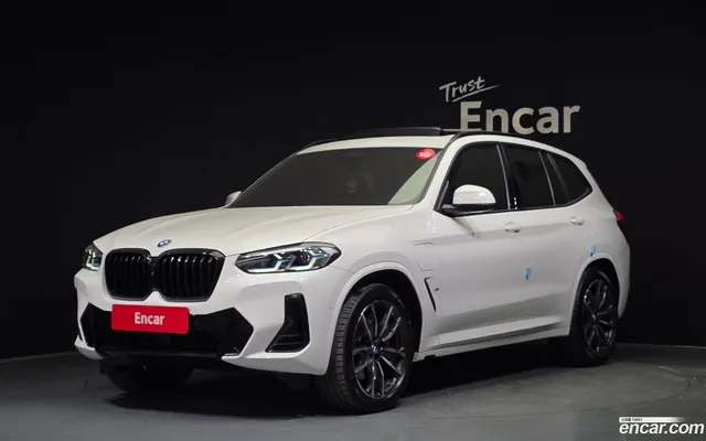 BMW X3 (G01) xDrive 30e M — миниатюра 1