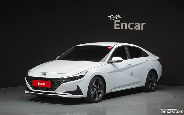 Hyundai Avante (CN7) 1.6 — миниатюра 1