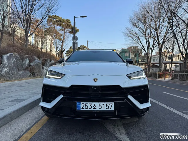 Lamborghini Urus 4.0 V8 S — миниатюра 1