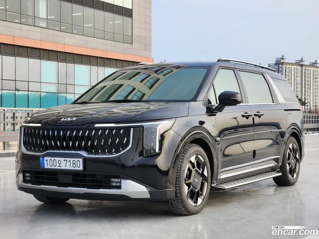 Kia Carnival 9 — миниатюра 1