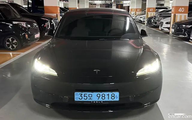 Tesla Model 3 AWD — миниатюра 1