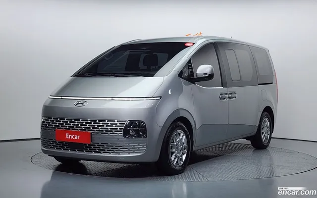 Hyundai Staria L3.5 5 — миниатюра 1