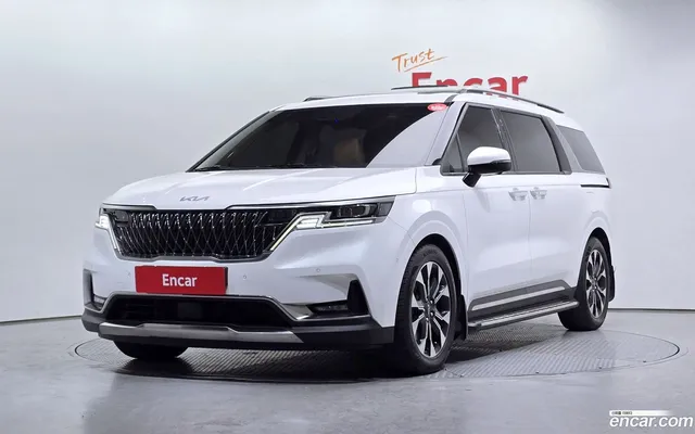 Kia Carnival 7 — миниатюра 1