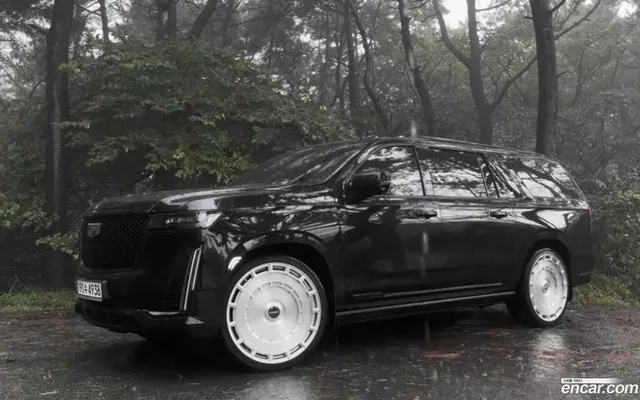 Cadillac 5 6.2 ESV — миниатюра 1