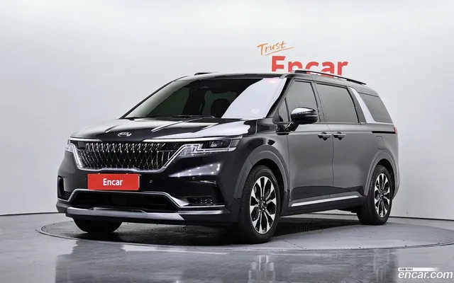 Kia Carnival 7 — миниатюра 1