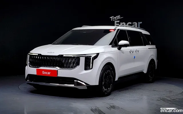 Kia Carnival 9 — миниатюра 1