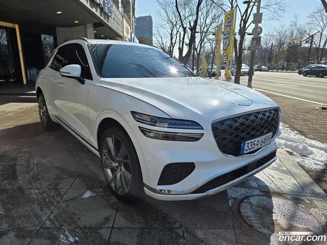 Genesis GV70 2.5T 2WD — миниатюра 1
