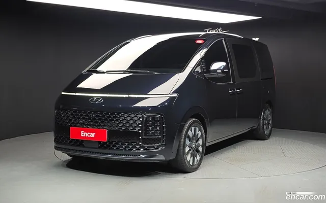 Hyundai Staria L3.5 9 — миниатюра 1