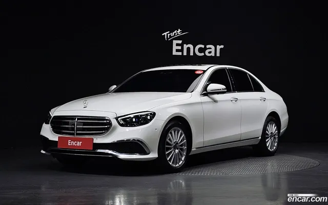 Mercedes-Benz E-Class (W213) E250 — миниатюра 1