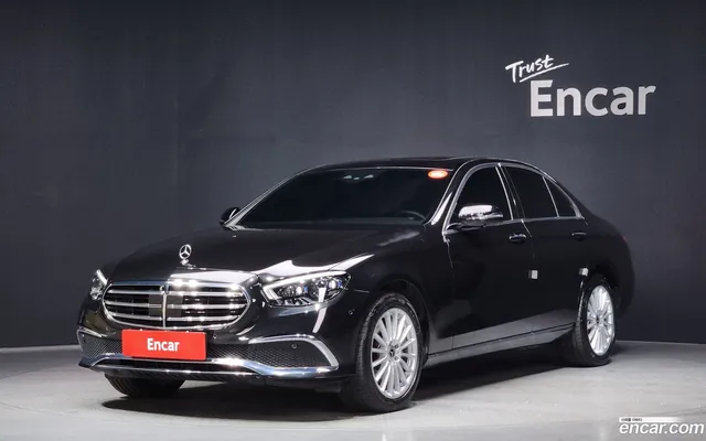 Mercedes-Benz E-Class (W213) E220d 4MATIC — миниатюра 1