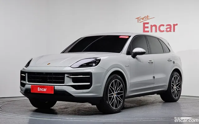 Porsche Cayenne (PO536) 3.0 E- — миниатюра 1