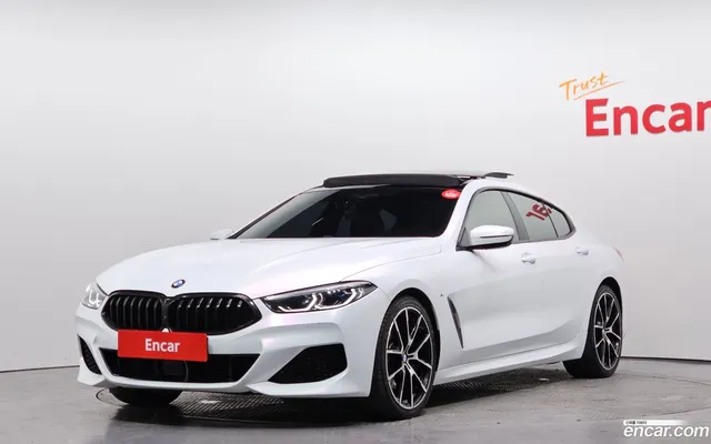 BMW 8 (G15) 840i xDrive M — миниатюра 1