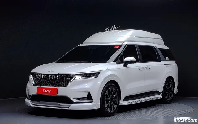 Kia Carnival 9 () — миниатюра 1