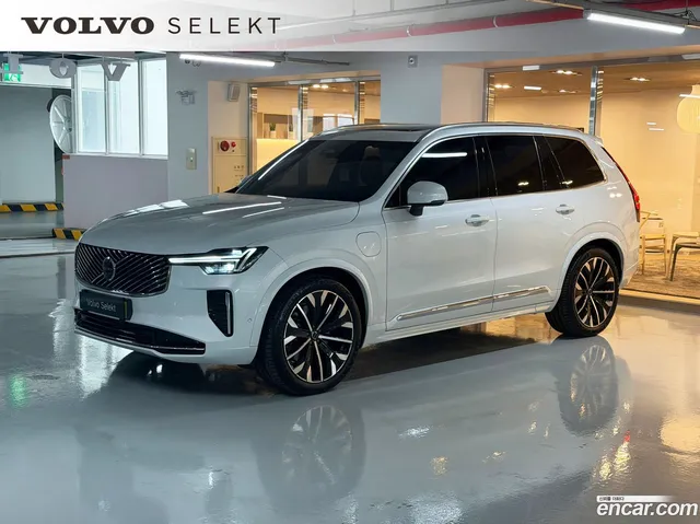 Volvo XC90 T8 — миниатюра 1