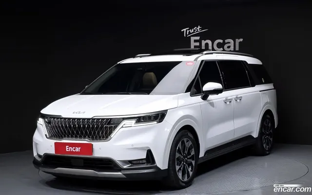 Kia Carnival 7 — миниатюра 1