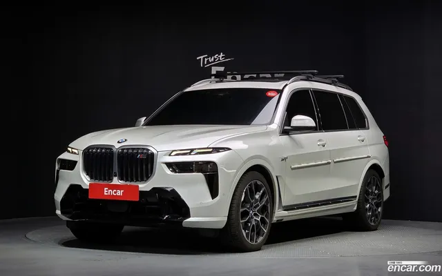 BMW X7 (G07) xDrive 40i M 7 — миниатюра 1