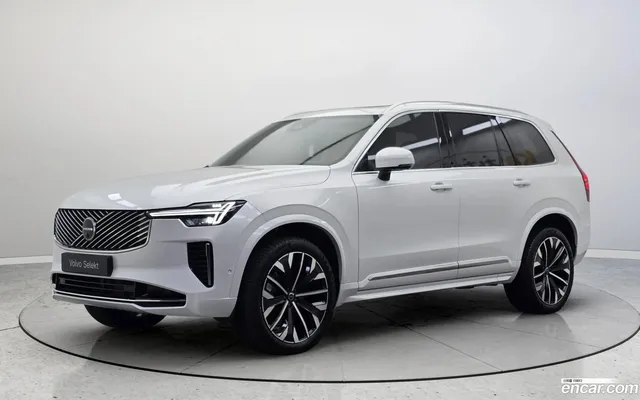 Volvo XC90 B6 — миниатюра 1