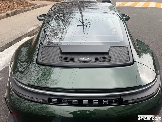 Porsche 911 (992) GT3 — миниатюра 1