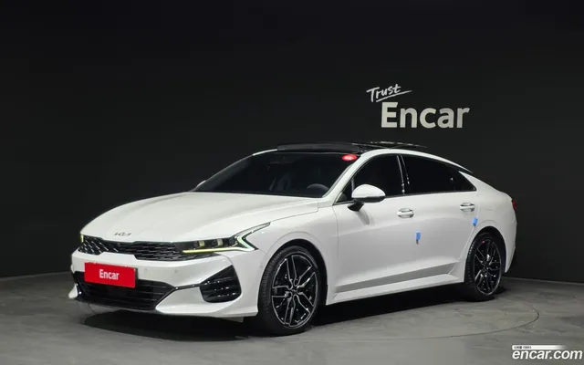 Kia K5 1.6 — миниатюра 1