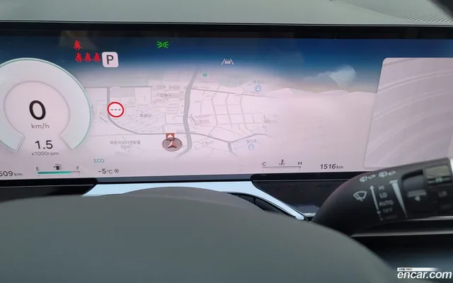 Genesis GV80 2.5T 2WD — миниатюра 1